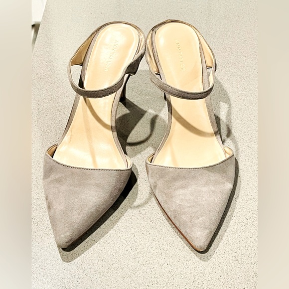 💕ANN TAYLOR💕 Ann Taylor Jodie Suede Mule Size 7.5 color: gray - Picture 4 of 7